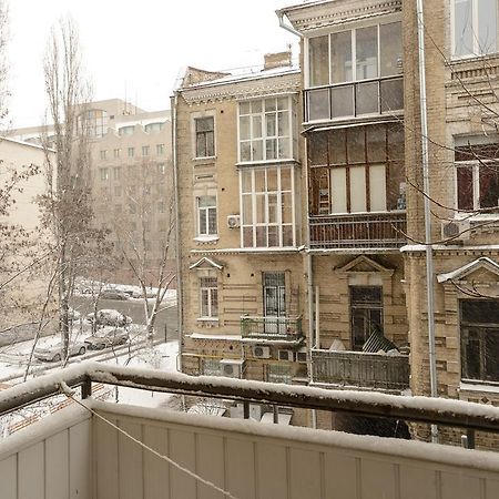 Kiev Accommodation Apartment On Antonovycha St. Exterior photo