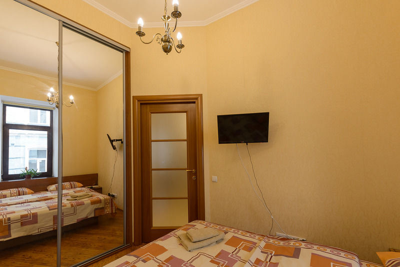 Kiev Accommodation Apartment On Antonovycha St. Exterior photo